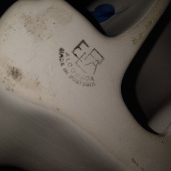 CERAMIC HAND PAINTED PORTUGAL CAT - Picture 6 of 8